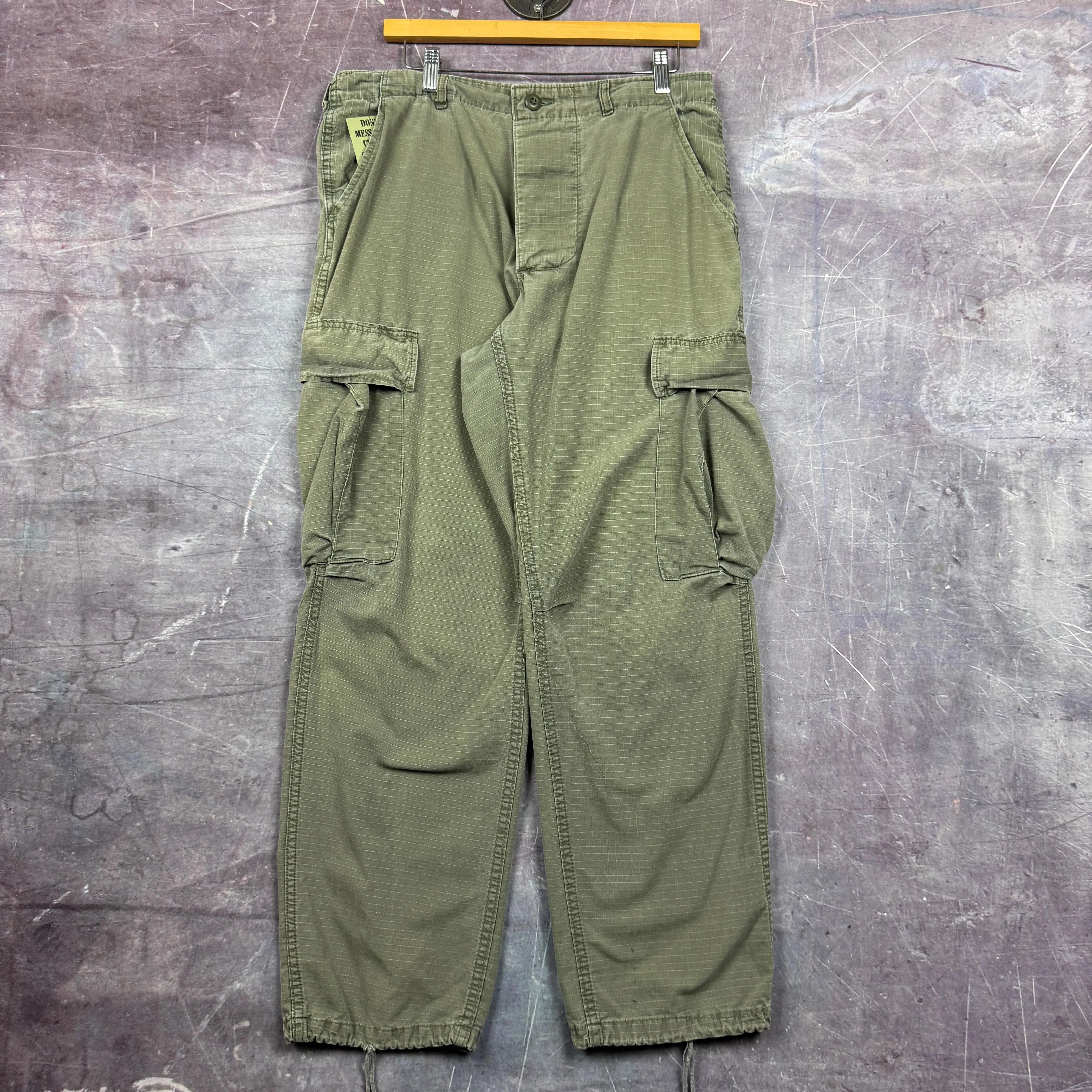 90s Olive Green Military Baggy Cargo Work Pants 34x30 2217