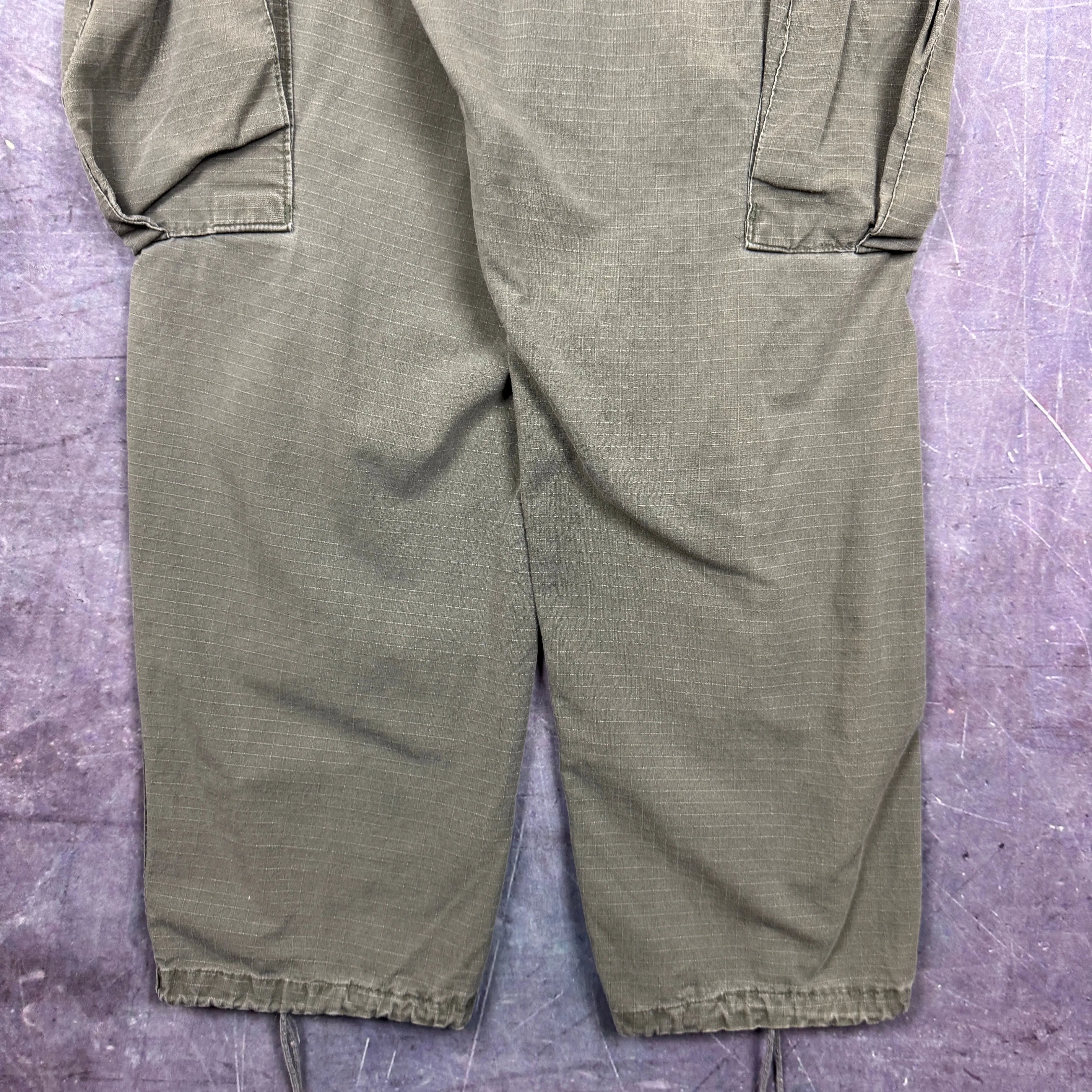 90s Olive Green Military Baggy Cargo Work Pants 34x30 2217